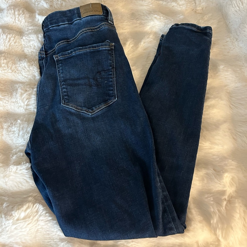 American Eagle Curvy High Rise Jeans Size 8